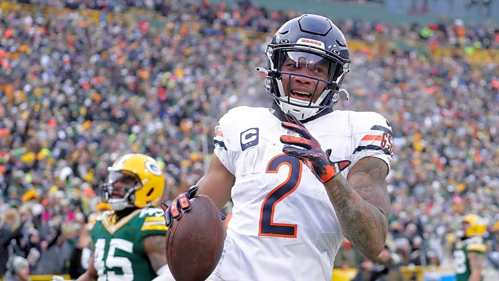 Bears’ DJ Moore upgraded on injury report after mystery hospital visit