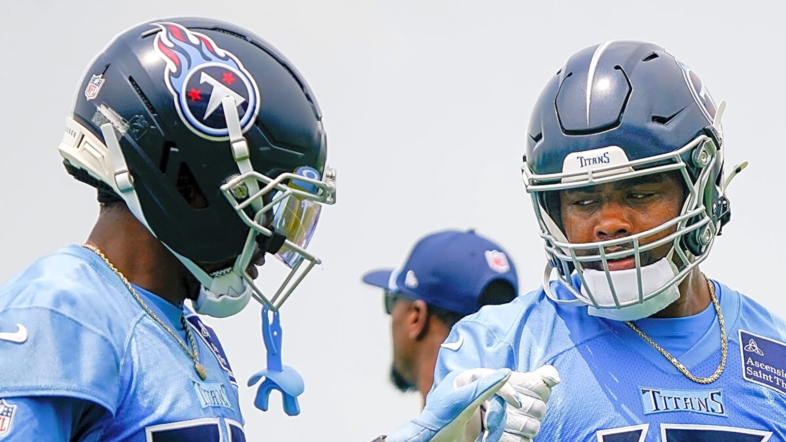 Former Titans First-Round Pick Addresses Status Following Torn ACL Injury