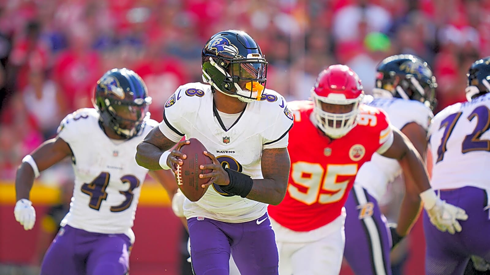 Ravens QB Lamar Jackson DNP headlines lengthy Baltimore injury report