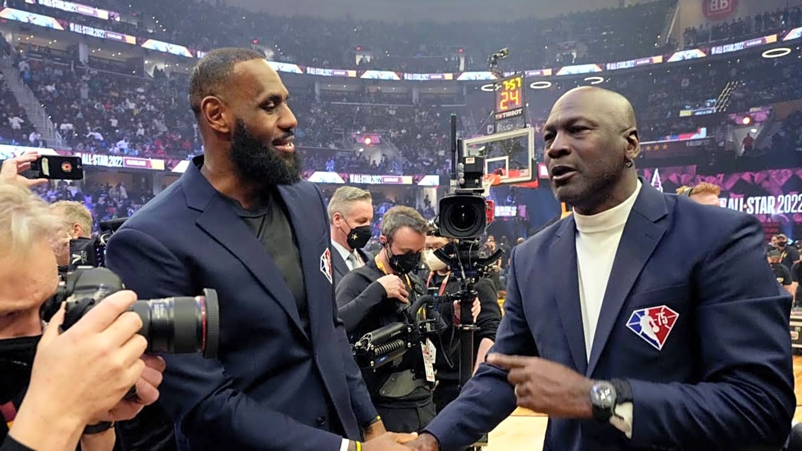 Jordan, LeBron Supporters Receive Individual Labels As Debate Continues