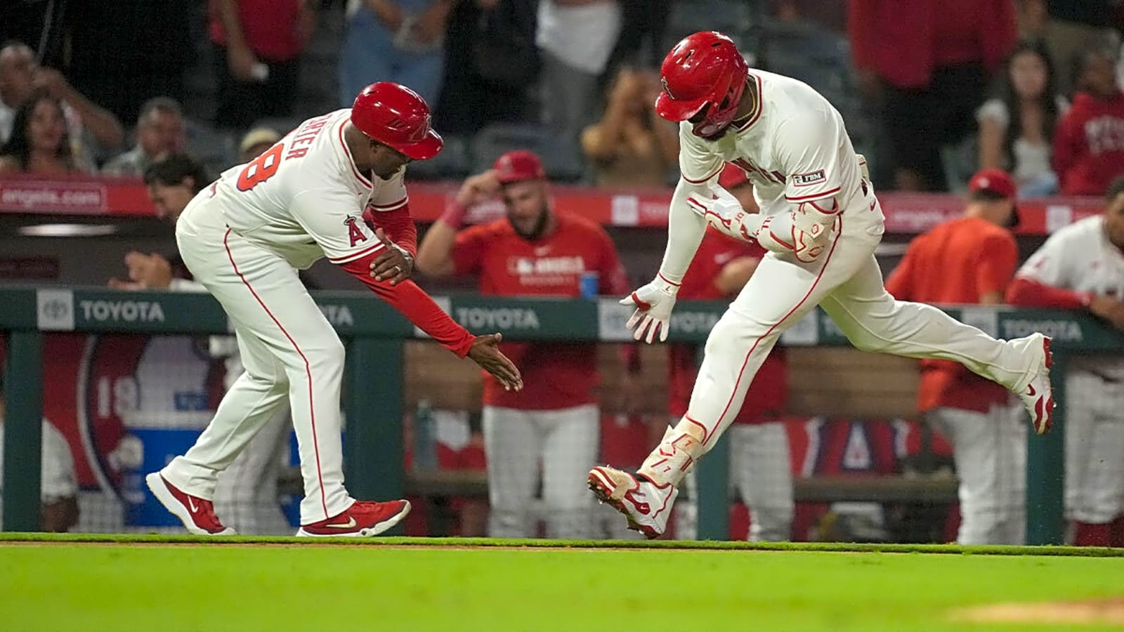 Angels end 13-year drought after big Jo Adell night vs. Reds