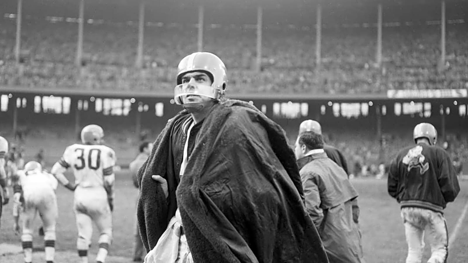 5 Best Quarterbacks in Cleveland Browns History