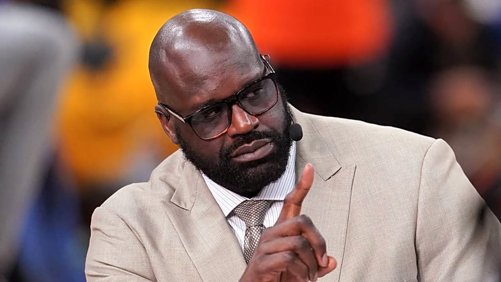Shaquille O'Neal Faces Hilarious Punishment From Kevin Hart if Eagles Win NFC East