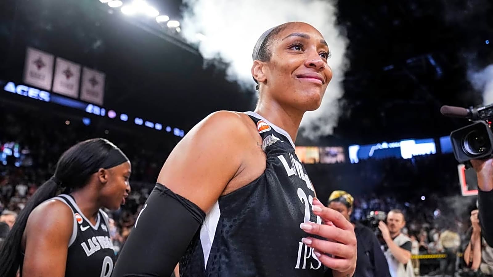 Fever's Sophie Cunningham Tells A'ja Wilson to 
