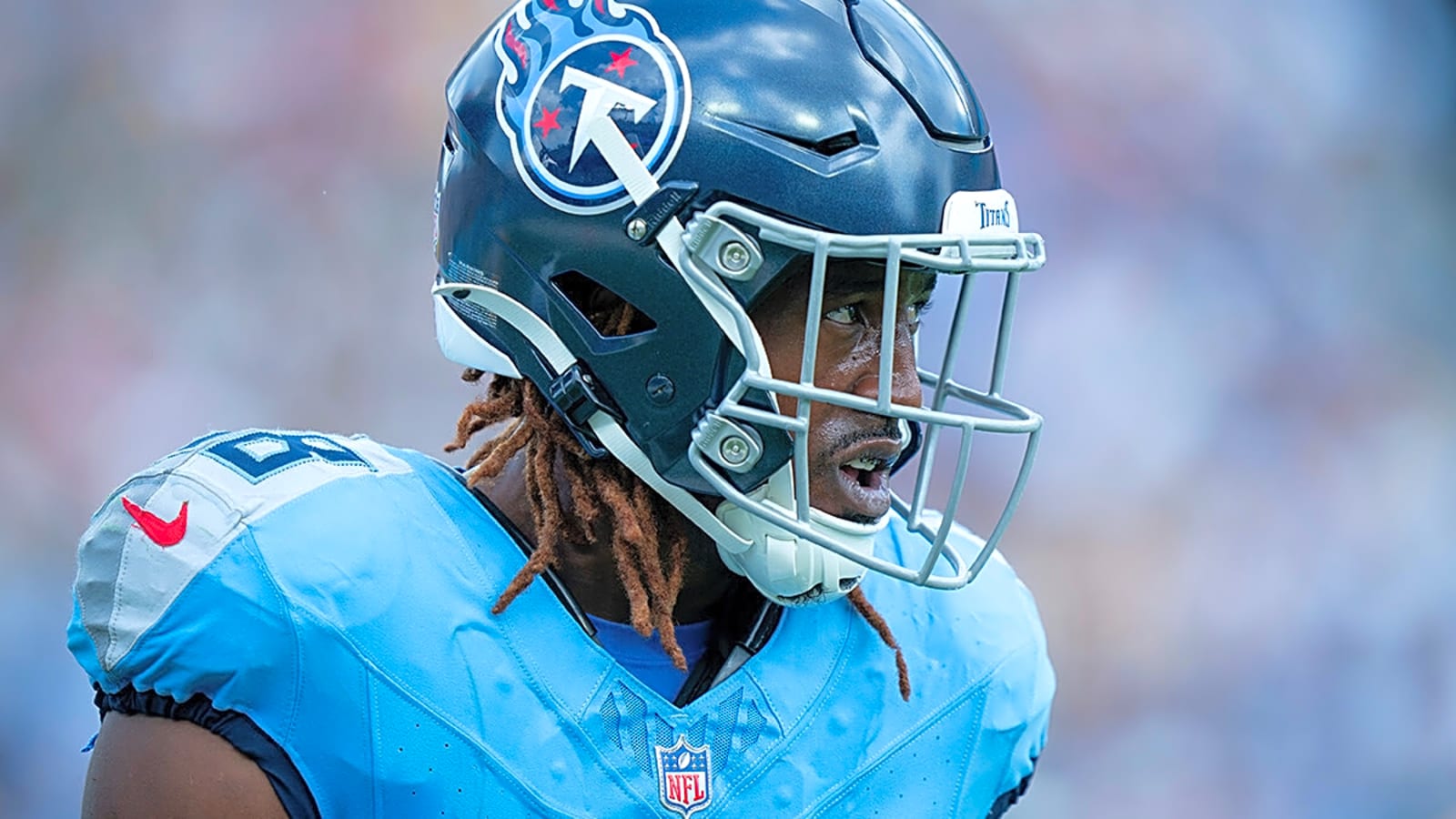 Titans Delete Controversial Father&#39;s Day Post