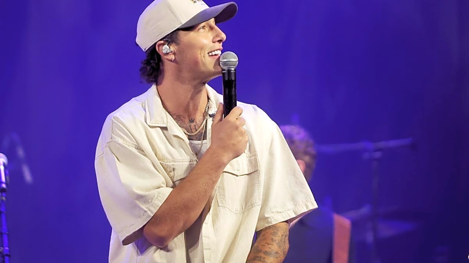 Country Star Tayler Holder Cancels Upcoming 2026 Tour Dates