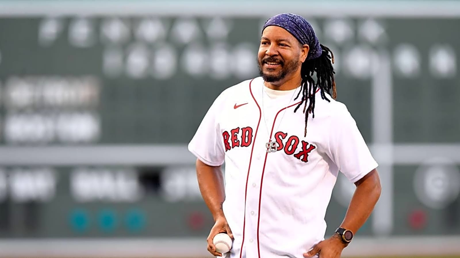 Red Sox Legend Seeking MLB Hitting Coach Job
