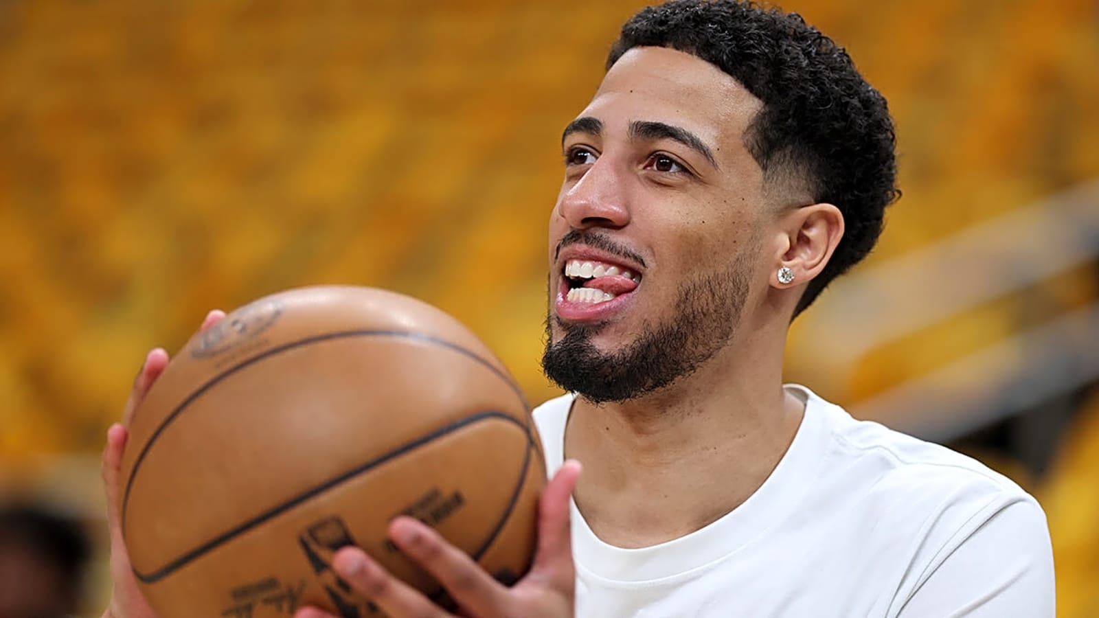 Pacers’ Tyrese Haliburton excites Iowa State fans after visiting football squad