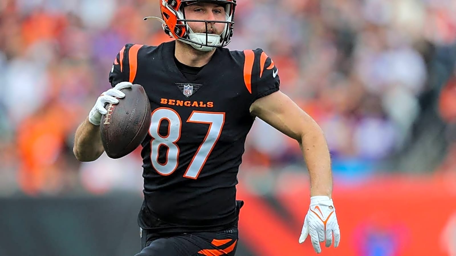 Bengals Sign New Tight End After Tanner Hudson’s Injury