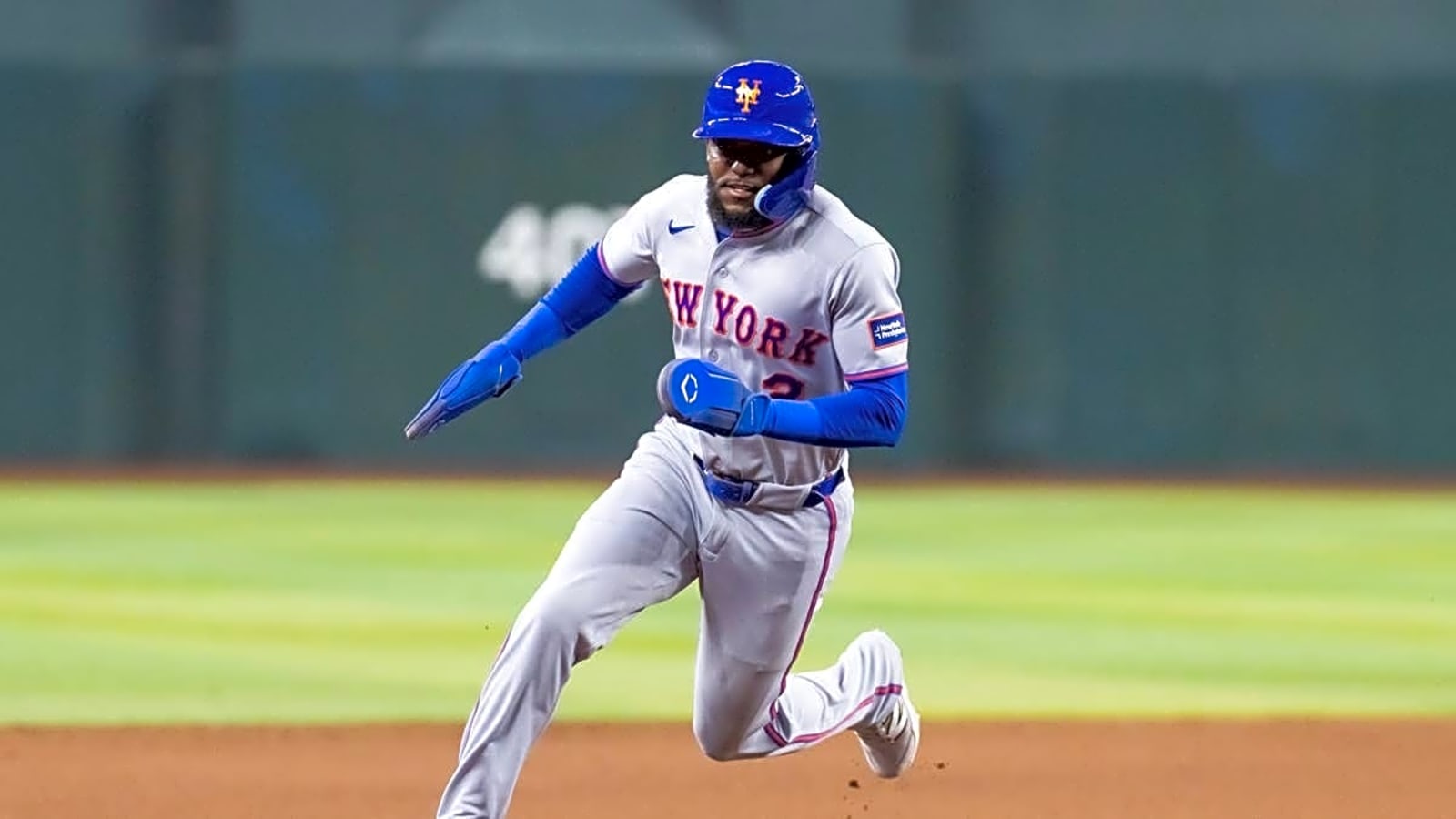 Mets Make Intriguing Roster Decision Ahead of Reds Game