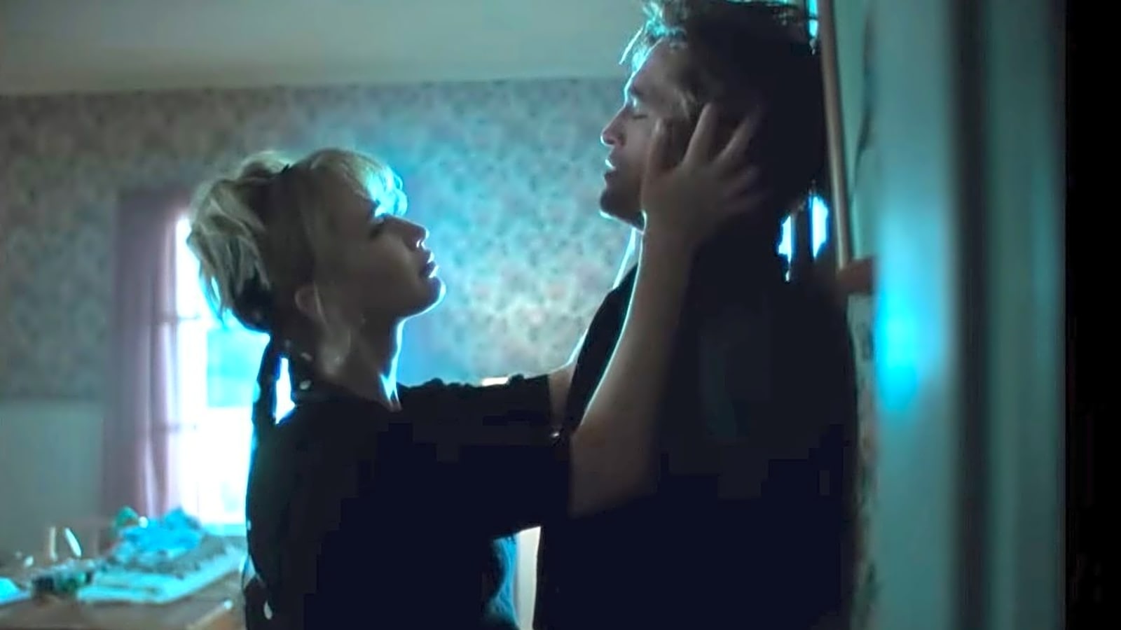 Watch: Jennifer Lawrence and Robert Pattinson's marriage turns into madness in 'Die My Love' trailer