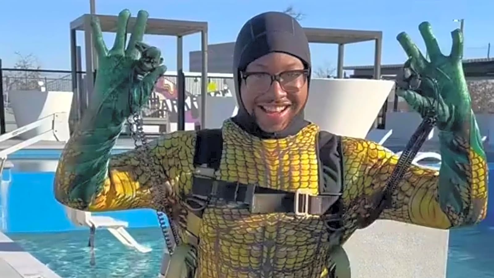 This creator's functional Aquaman suit is super speedy