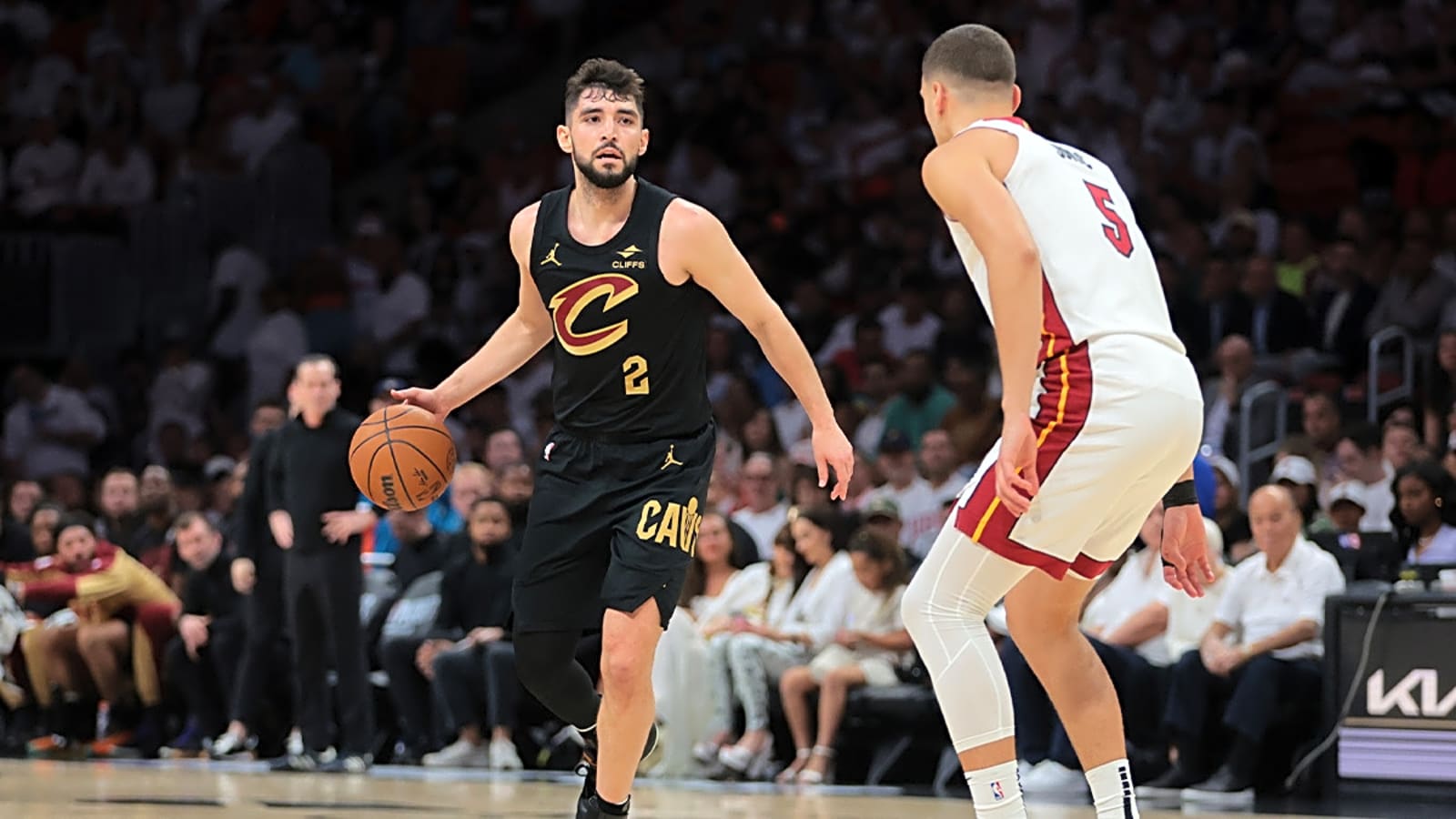 Cavs dominate Heat in Game 3, seize 3-0 lead behind stellar bench play