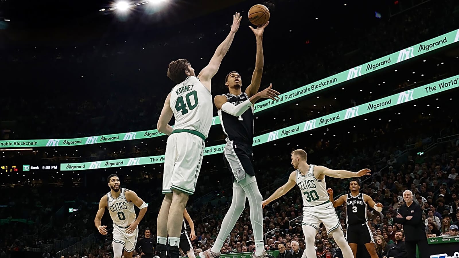 Luke Kornet reveals how he can fit with Victor Wembanyama, Dylan Harper
