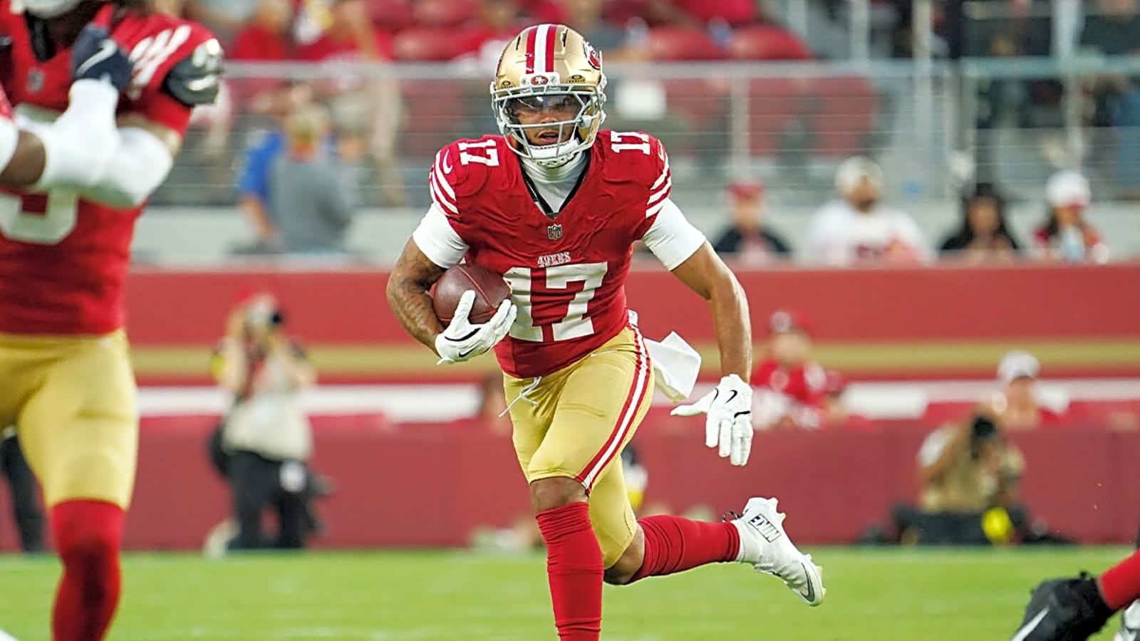 49ers suffer another offensive injury at training camp