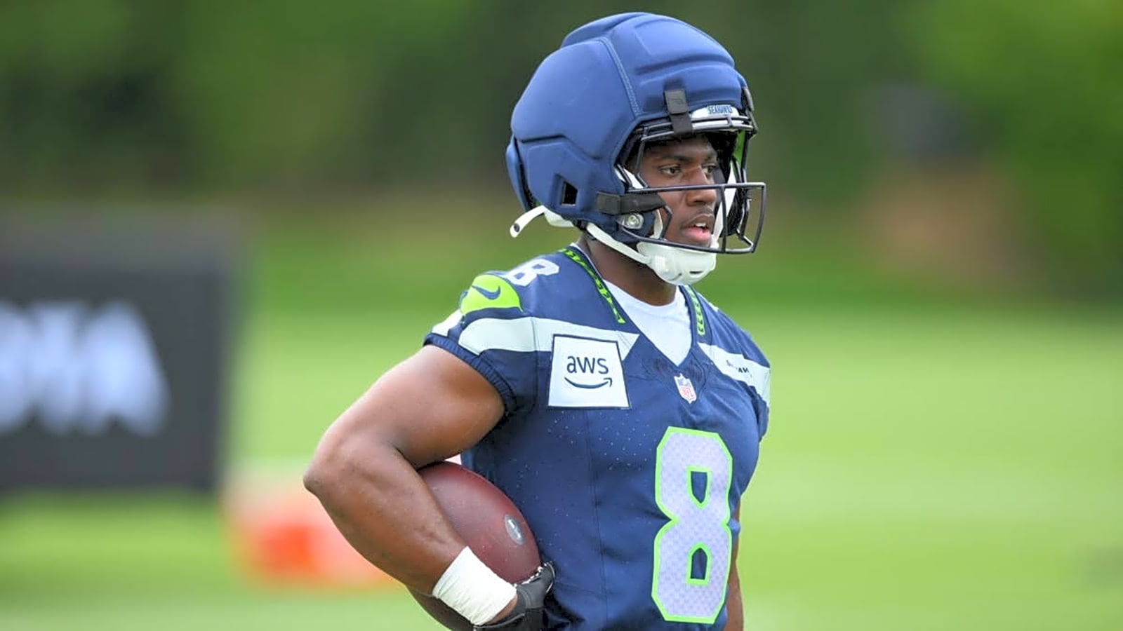 Seahawks Insider Reveals Potential Plan for Jadarian Price