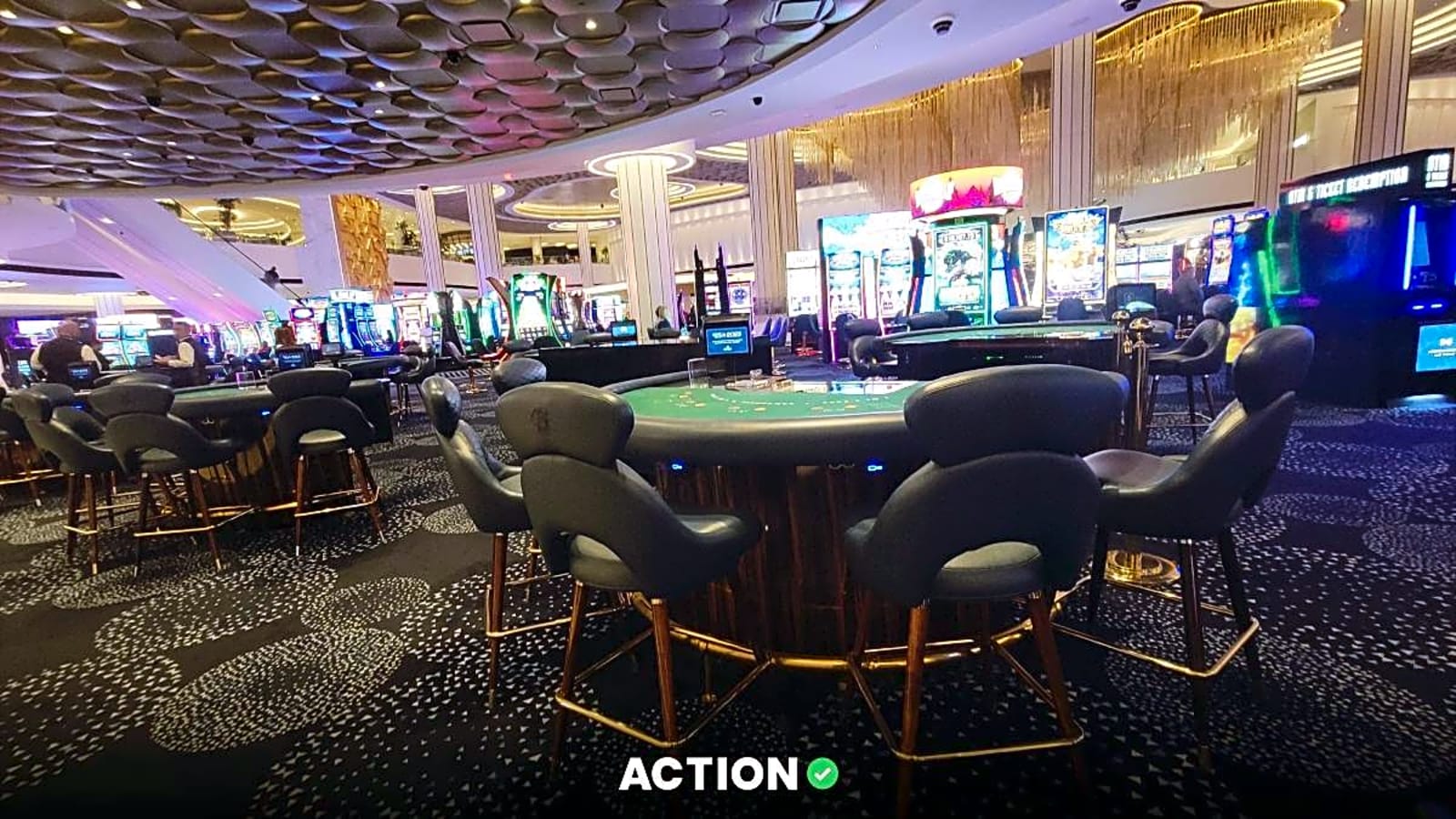 Analyst Warns Las Vegas Tourism Decline Far From Over