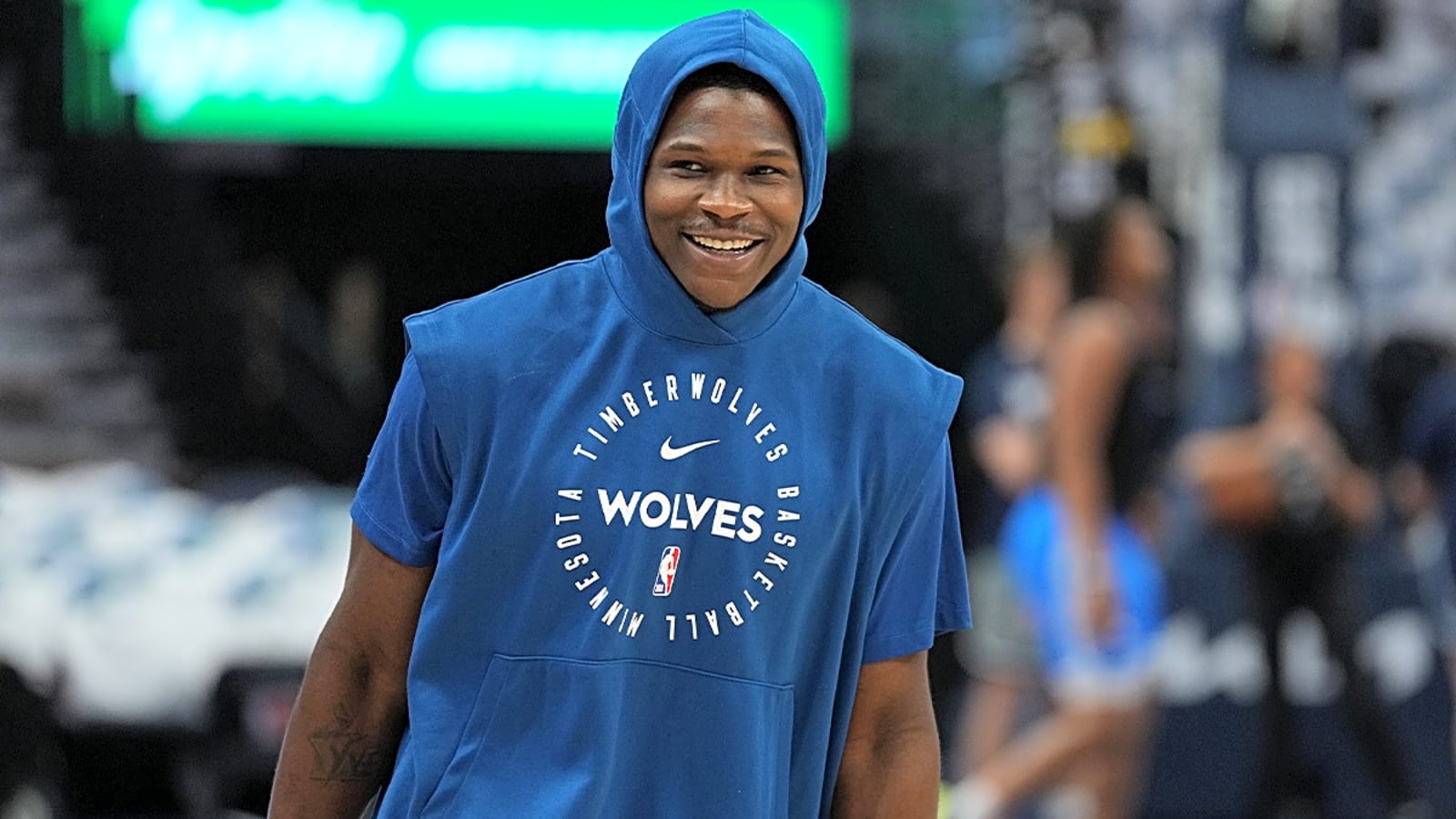 Anthony Edwards catches Timberwolves-Nuggets Summer League game