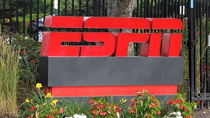 Penn Entertainment and ESPN Bet Split Seven Years Early Amid Financial