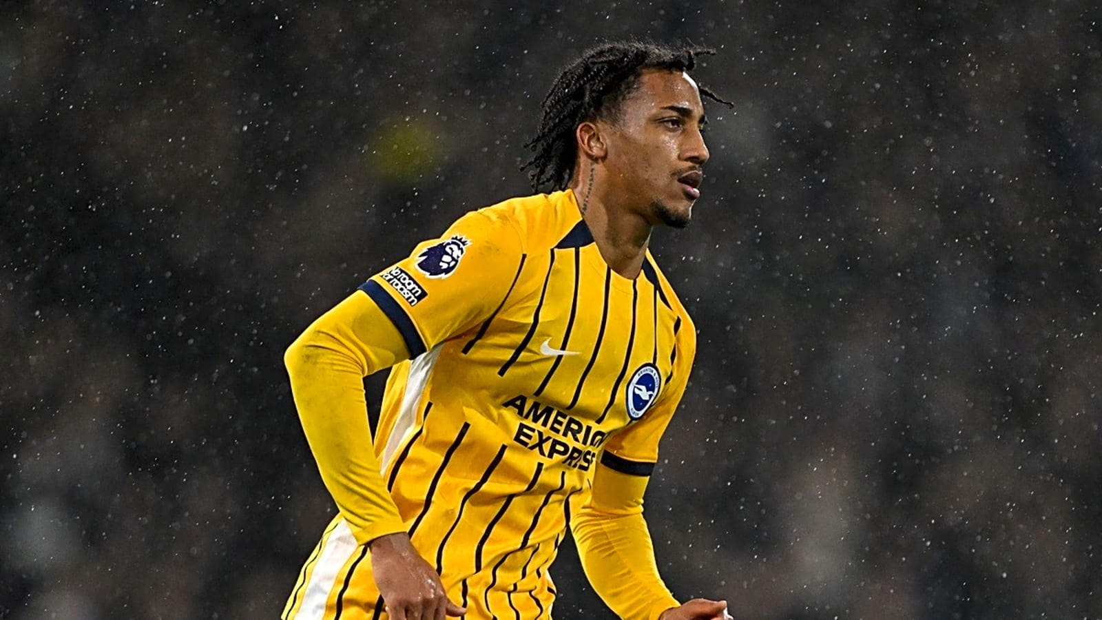 Arsenal target decides to leave Brighton this summer
