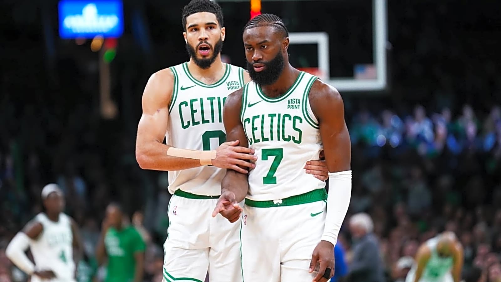 Jaylen Brown In Disbelief After Seeing Jayson Tatum&#39;s New Hairstyle