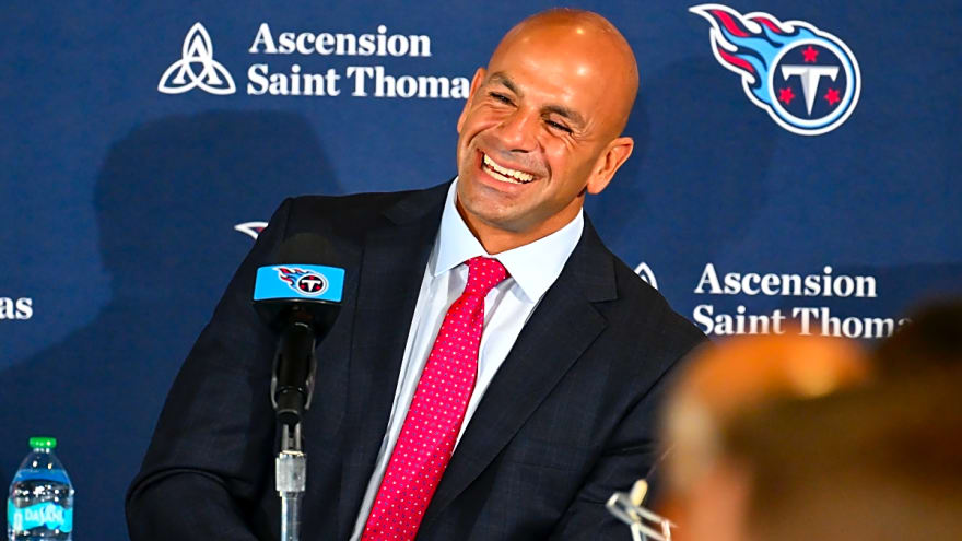 Robert Saleh’s secret workout supplement ‘PHW’ is exactly what the Titans need for a turnaround under their new head coach