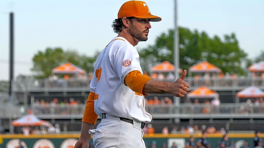 Giants President of Baseball Operations Buster Posey could&#39;ve shut down speculation that he&#39;s going to hire Tony Vitello, but he didn&#39;t