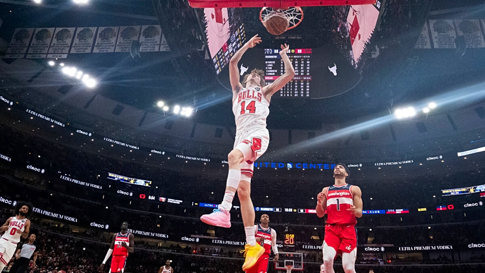 Bulls Conjuror Win Over Wizards, 119-89