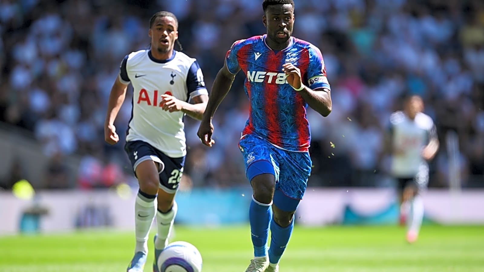 Are Arsenal trying to hurt Manchester City?