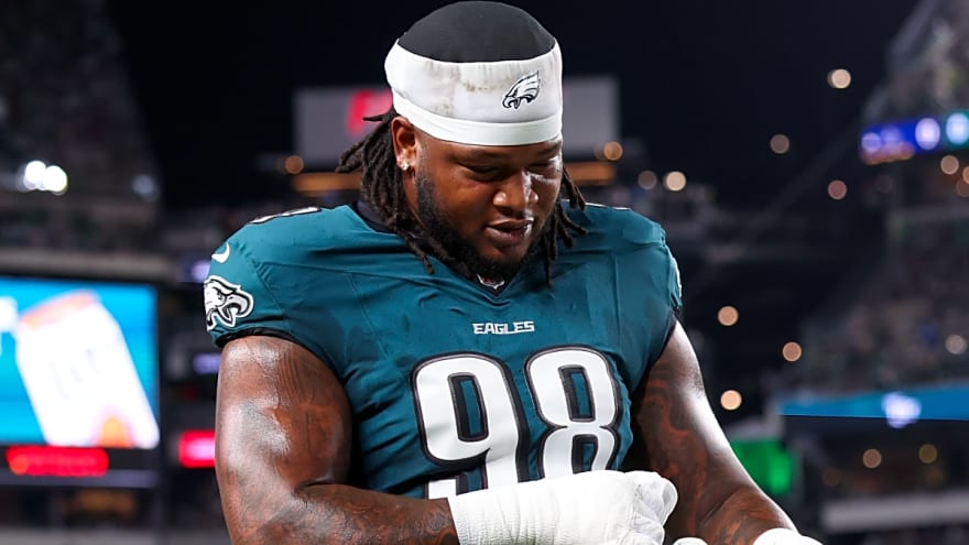 Eagles DT Jalen Carter Responds to Serious Accusation Amid Injury News
