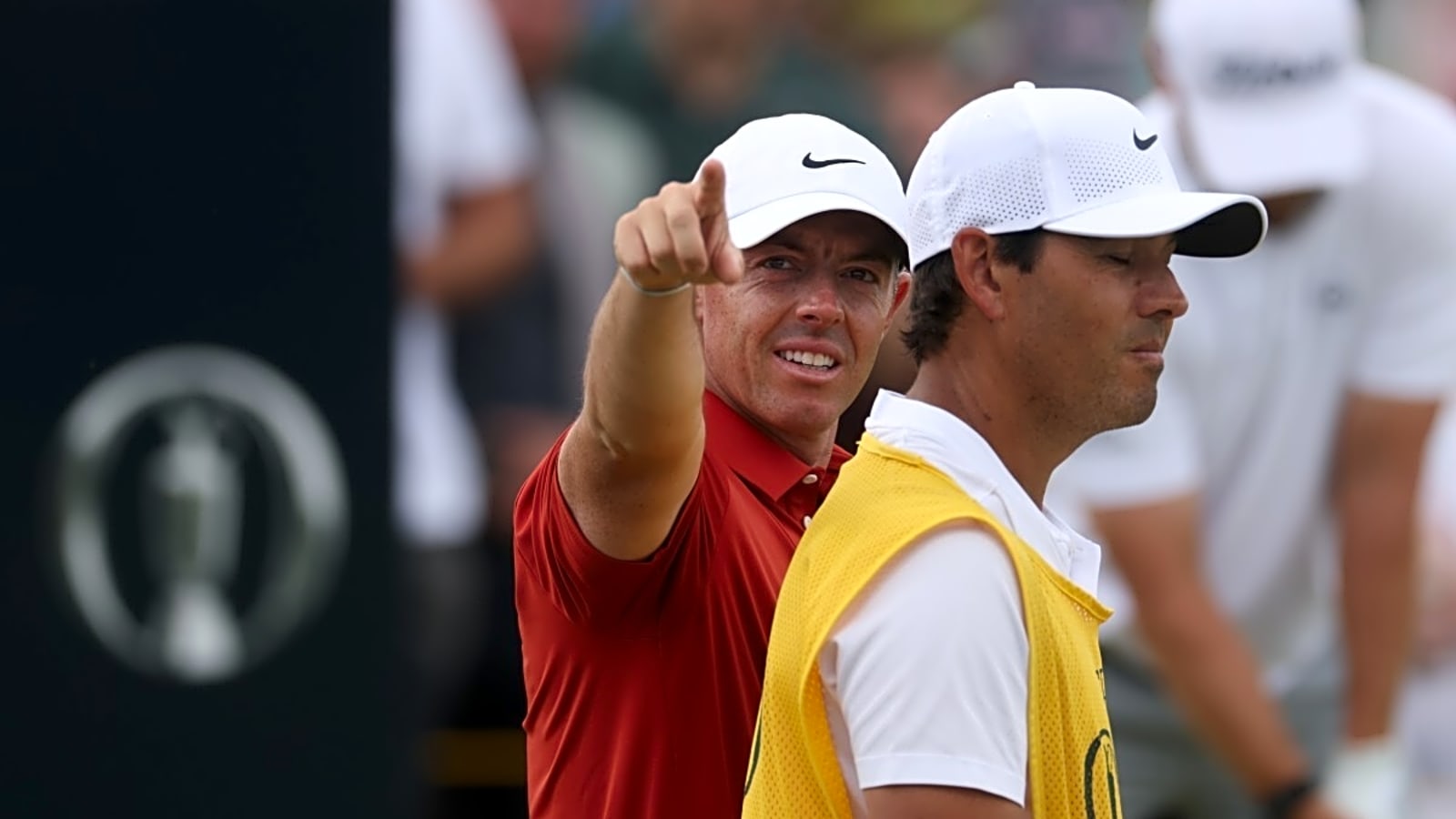 Rory&#39;s Roar: McIlroy Gives Northern Ireland Hope on Moving Day