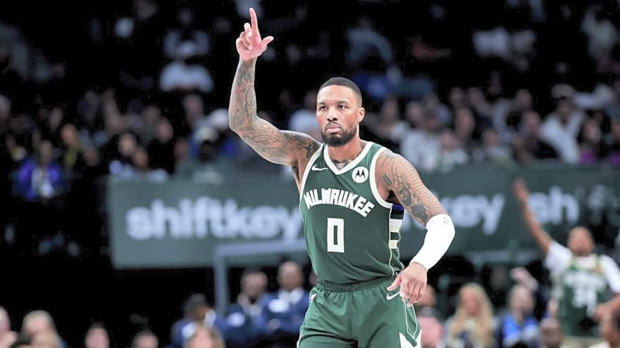 Warriors Are After Damian Lillard To Form Splash Bros 2.0 With Stephen Curry