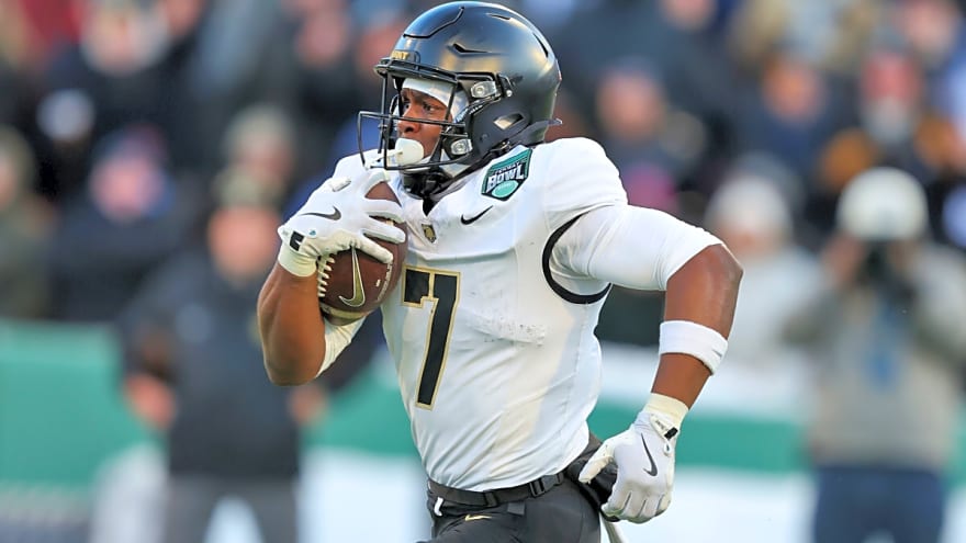 Army Runs Over UConn: 5 Fenway Bowl Takeaways