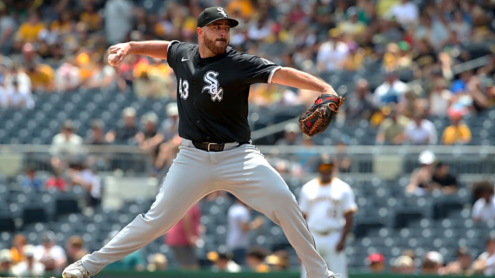 White Sox Complete First Sweep of 2025, Blast Pirates 7-2