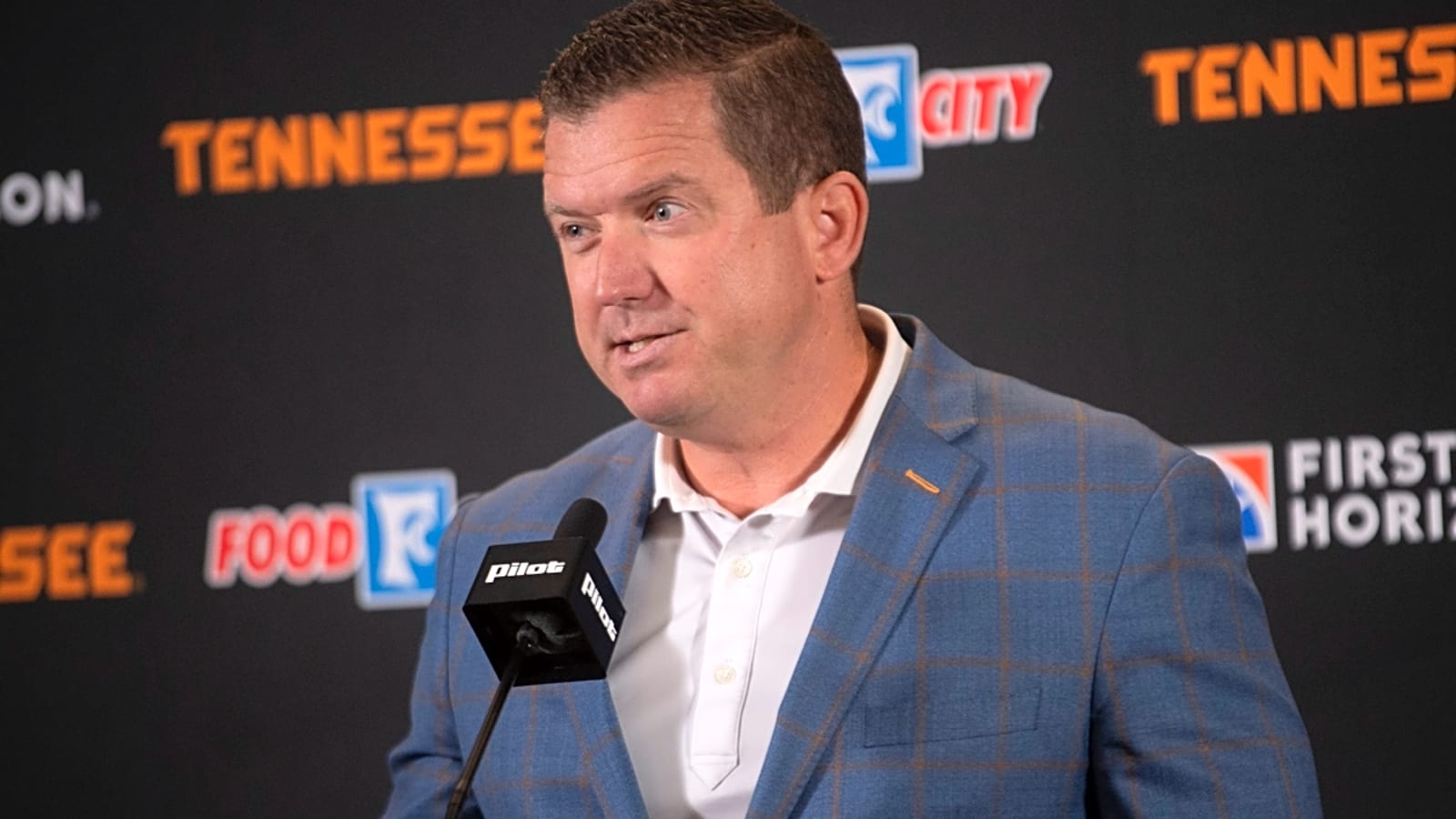 &#39;We refuse to partner with someone who doesn&#39;t feel the same way&#39; - Danny White stands up for Vols fans while announcing deal with Adidas