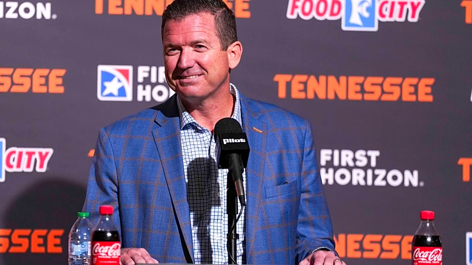 One part of Tennessee AD Danny White&#39;s press conference about Tony Vitello isn&#39;t sitting right with Vols fans