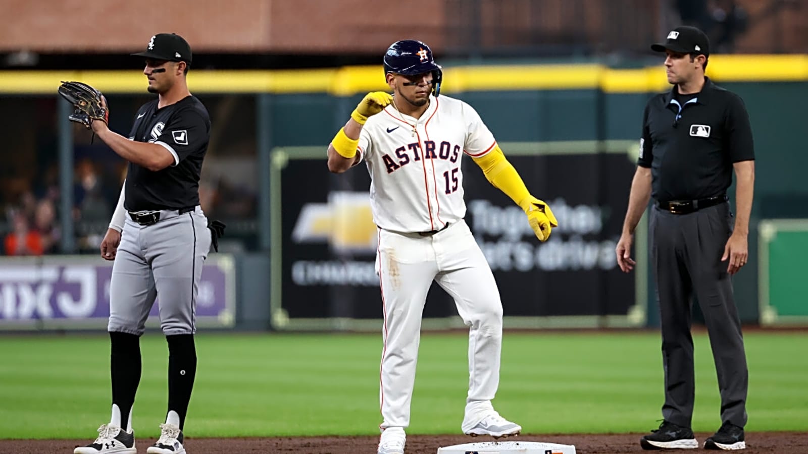 Astros Flatten White Sox Early, Sean Burke Shelled in Blowout Loss