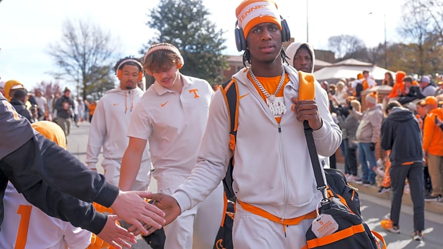 Young Tennessee Vols wide receiver described as a potential 'superstar' in spring practice