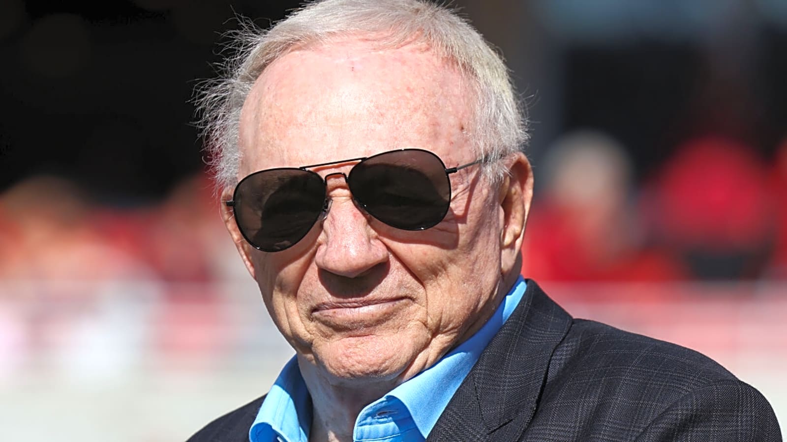 Jerry Jones’ Explicit Gesture Toward Jets Fan Goes Viral After Cowboys Win