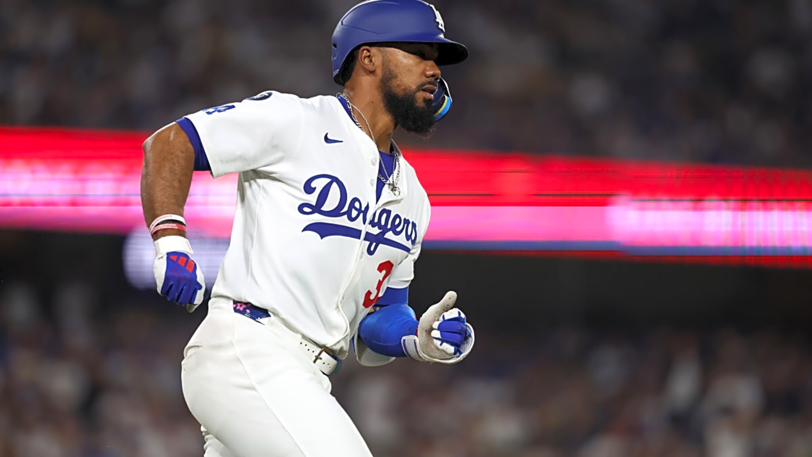 Dodgers Suffer Brutal Injury Blow Amid Marlins Game
