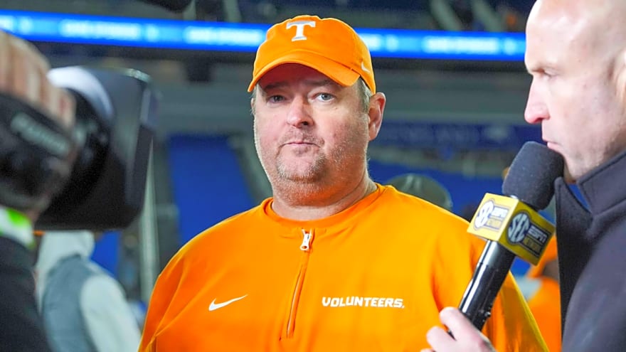 The Ohio State Buckeyes are reportedly in a &#39;strong position&#39; to steal a key commit from the Tennessee Vols