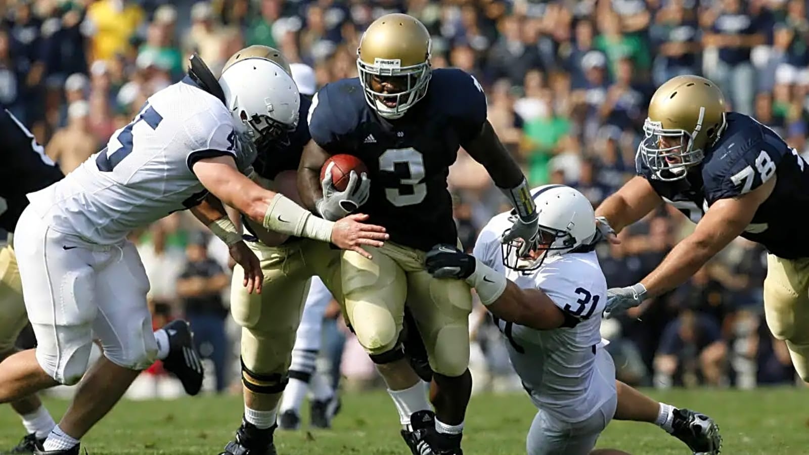 Penn State Football’s 4 Greatest Defensive Players Ever, And Why They Still Define ‘Linebacker U