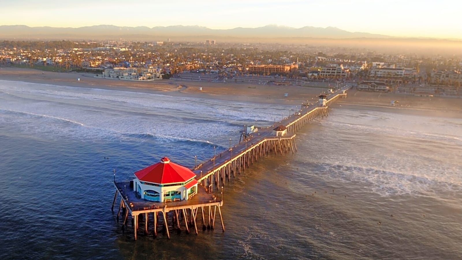 Alleged Suicide Attempt at Huntington Beach Pier