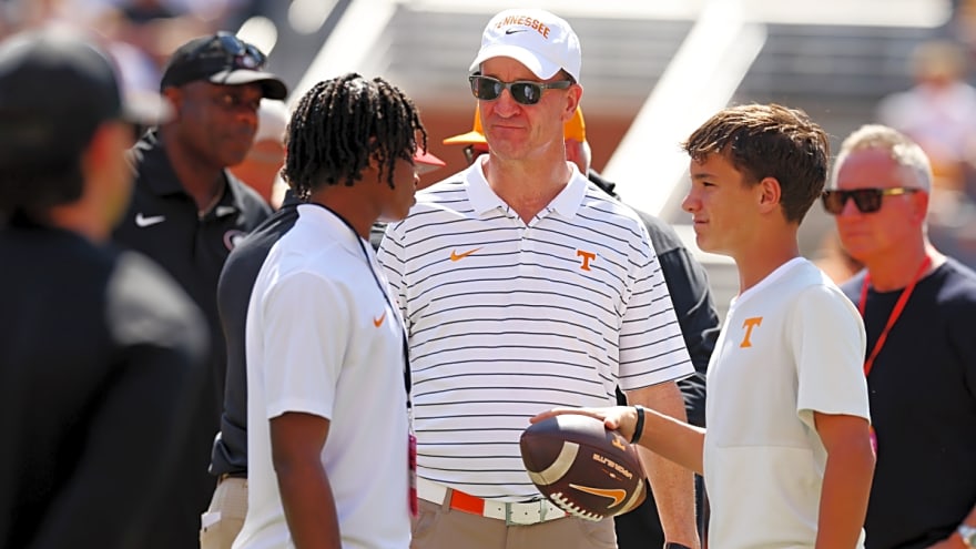 Tennessee fans get an example from QB Joey Aguilar of how much Peyton Manning loves his Vols