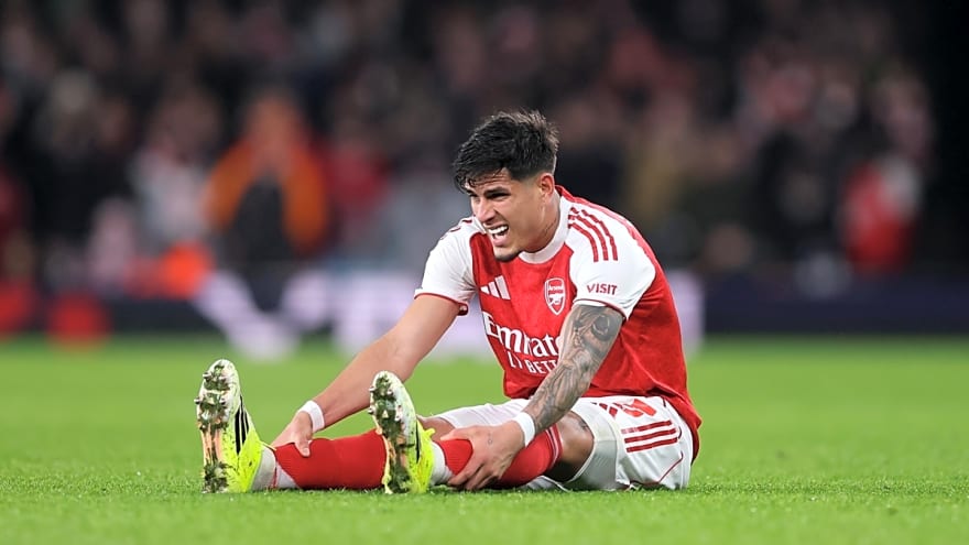 Arsenal could welcome back two key men for Man Utd game