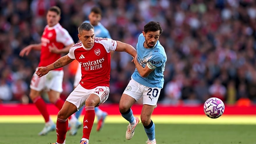 Gundogan sends a message to Arsenal about Man City