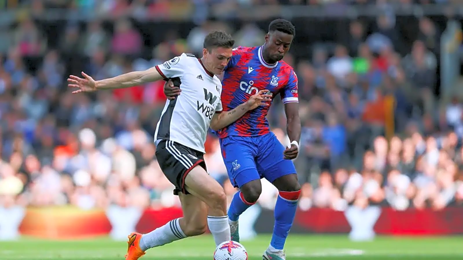 Tottenham urged to challenge Manchester United for Bundesliga star with Premier League past