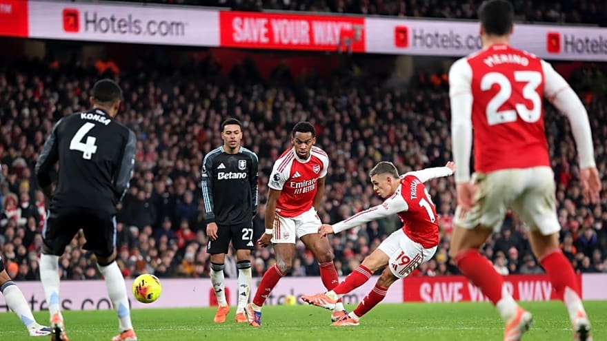 'Arsenal are back'  Don Hutchison believes Arsenal win is a huge statement