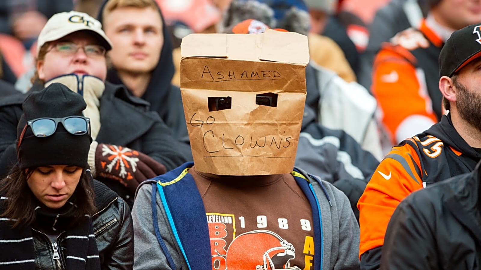 Person Falls Into Lake During Cleveland Browns&#39; Helmet Reveal