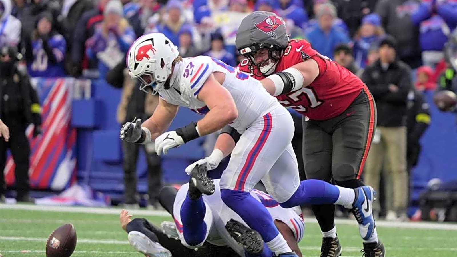 NFL insider links Lions to Pro Bowl edge rusher whose name might be bigger than his impact